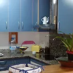 Bonito De 3 Hab. Con Jardin Apartment