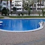 Bonito De 3 Hab. Con Jardin Apartment Roses