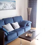 Apartment Bonito De 3 Hab. Con Jardin *